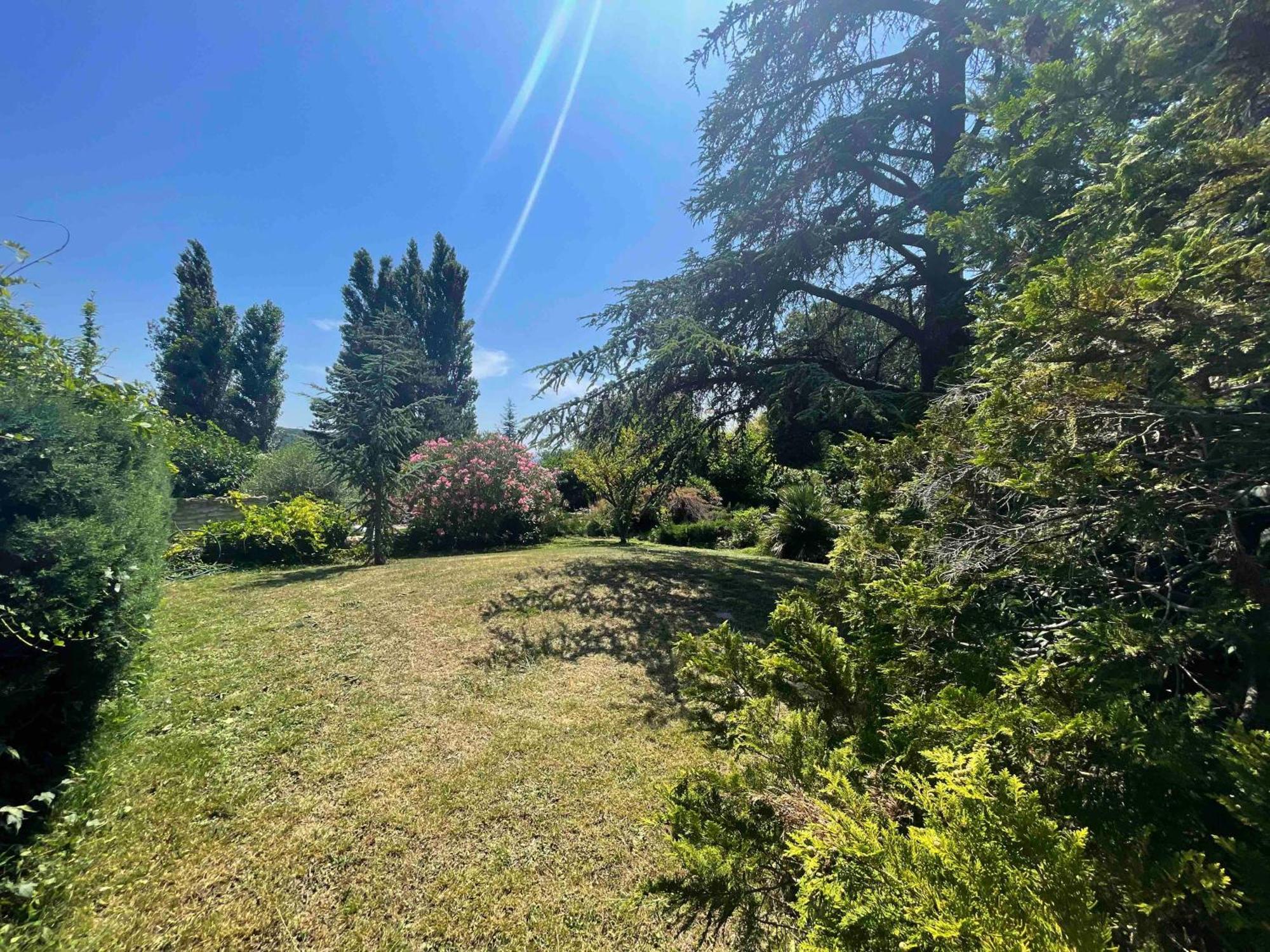 Gites Au Chateau Des Estubiers Les Granges-Gontardes Buitenkant foto
