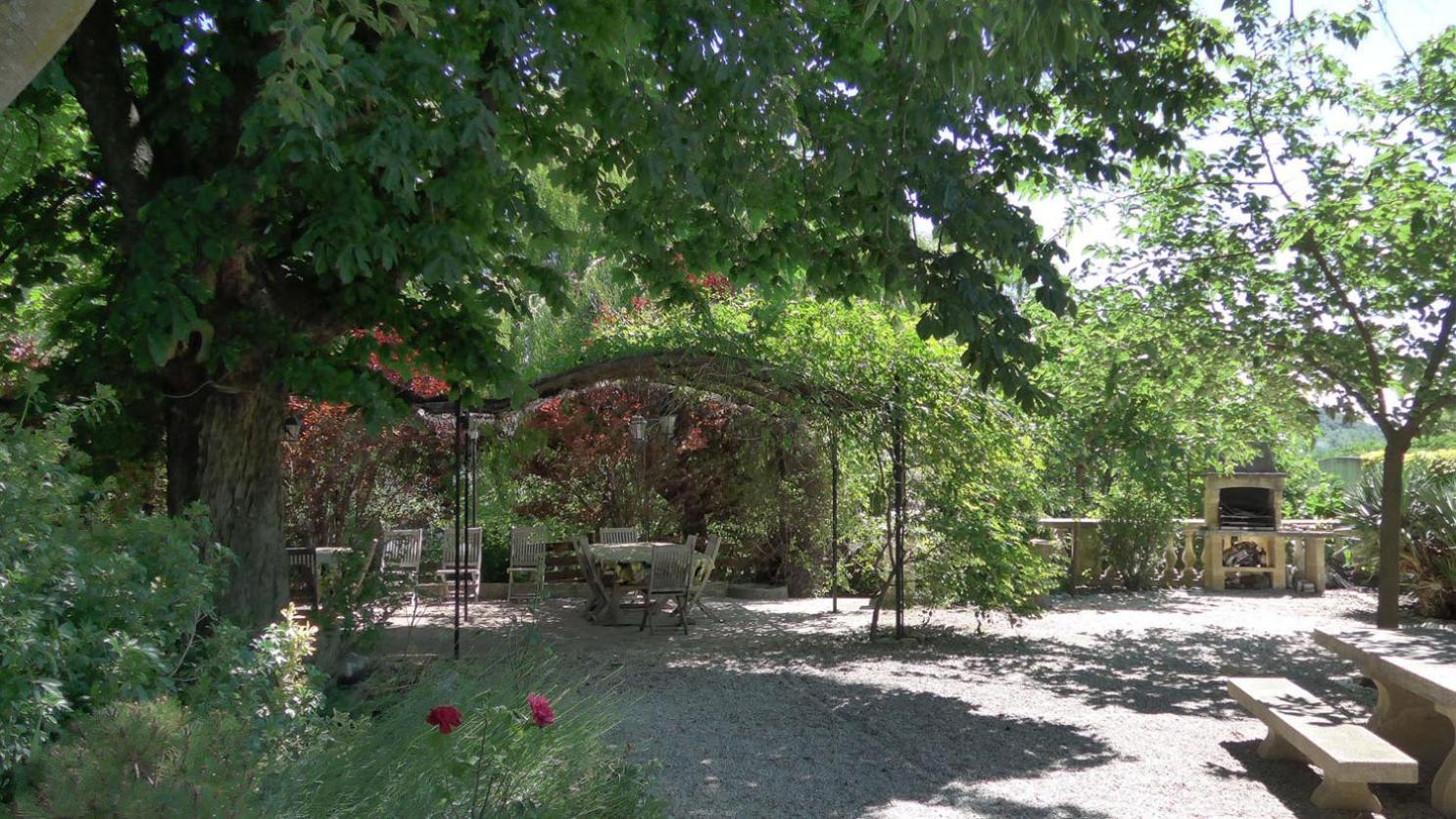 Gites Au Chateau Des Estubiers Les Granges-Gontardes Buitenkant foto